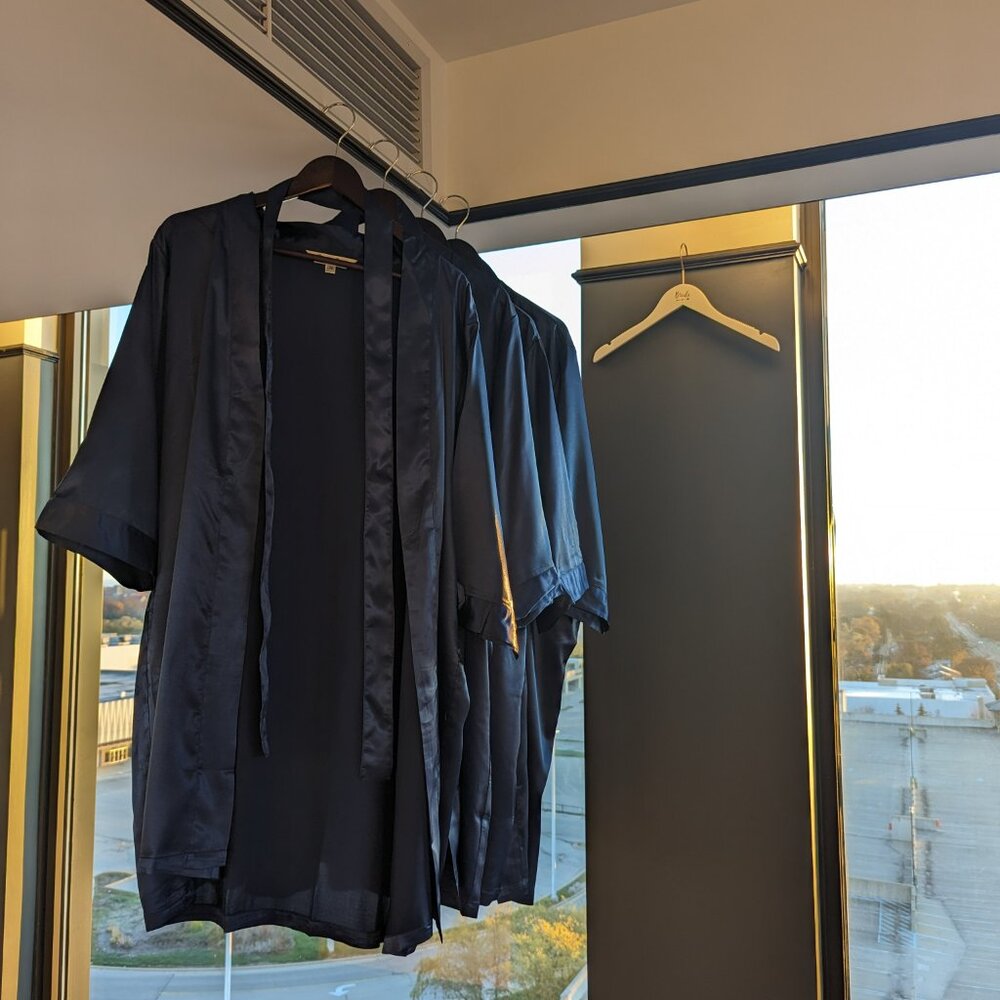 Pretty Robes - Navy Blue Satin Kimono Bridesmaid Robes